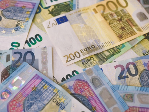 A bunch of Euro bills